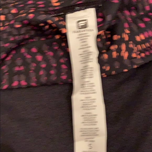 Fabletics salar printed power hold Capri - Picture 3 of 4